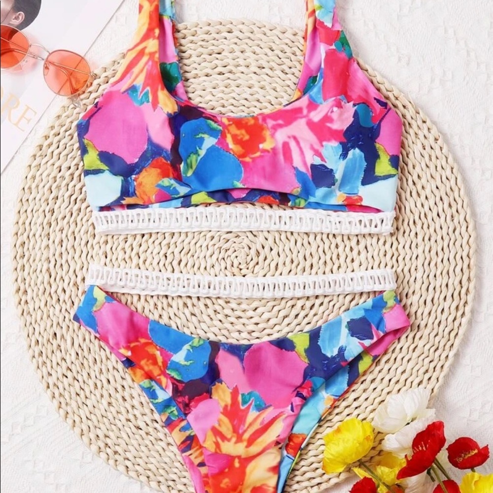 Floral bikini